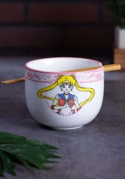 5 Piece Sailor Moon Sailor Senshi Ramen Bowl Set -Fun Place Pop Store 5 piece sailor moon ramen bowl set alt 3