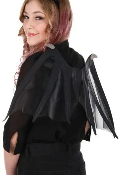 Elastic Flowing Bat Wings