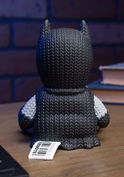 Batman Vinyl Figurine -Fun Place Pop Store handmade by robots dc comics batman vinyl figure alt 5