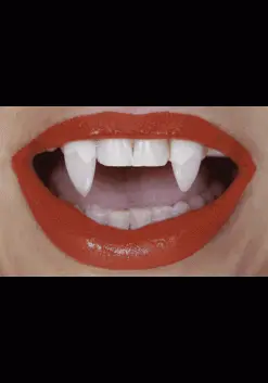 Default Down Retractable Fangs